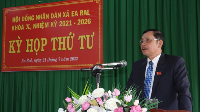 HDND ea ral thong qua 5 Nghi quyet 2